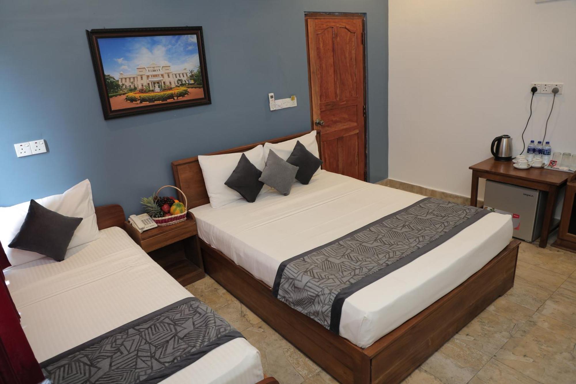 Pearl Island Inn Jaffna Exterior foto